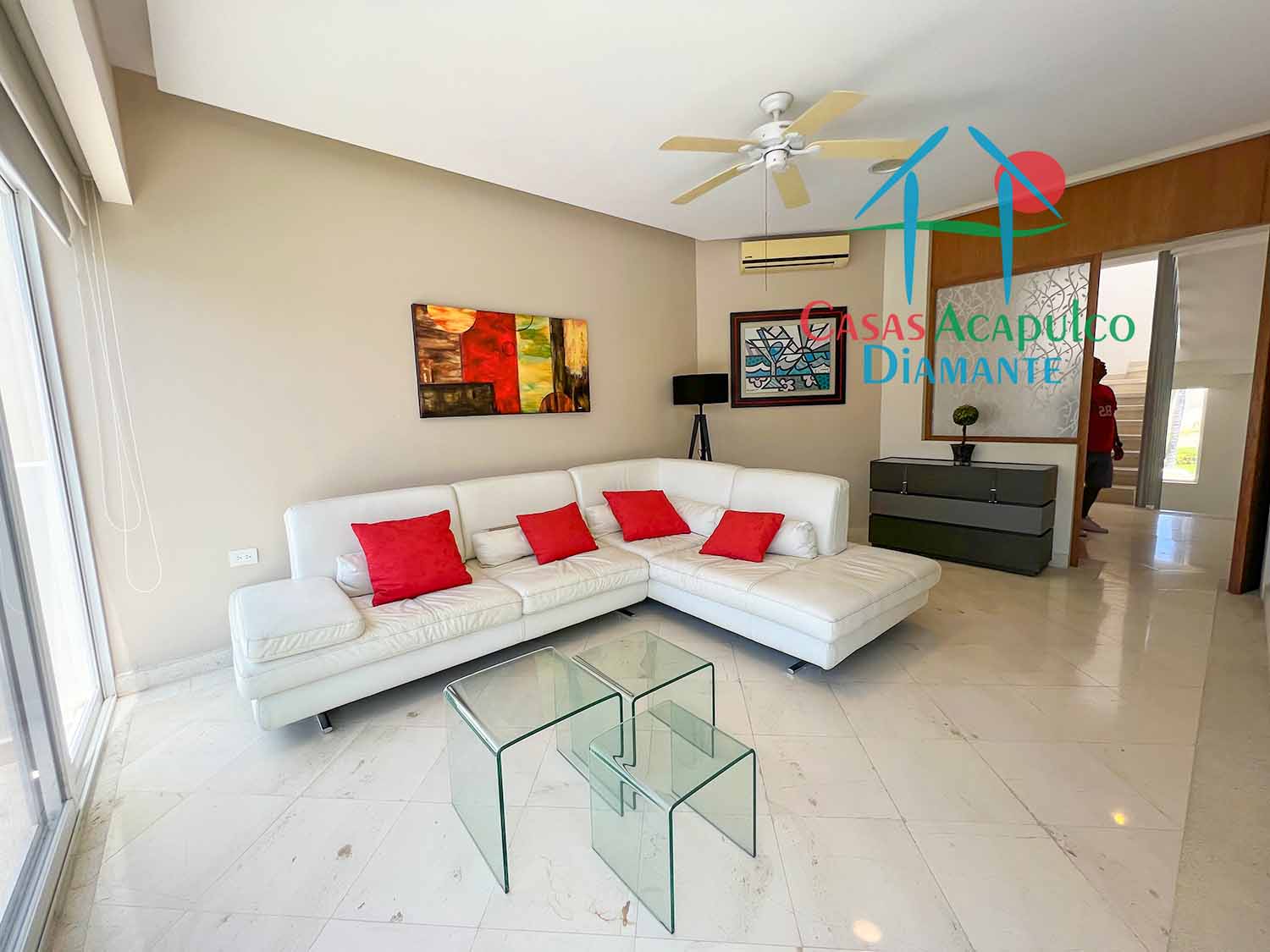 Son Vida Dominica 8 - Sala de televisión 5